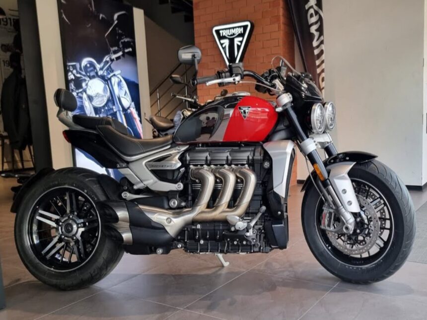 Triumph Rocket 3